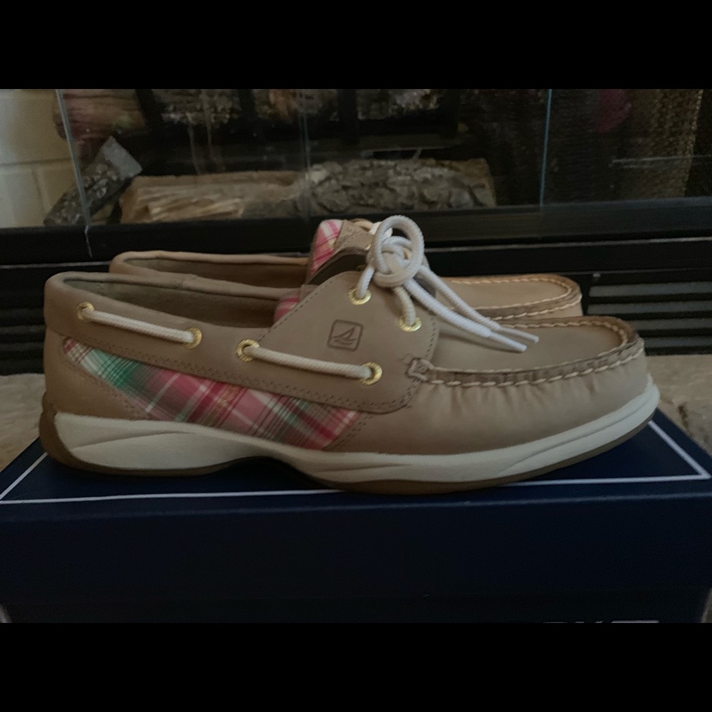 Tan Pair of Sperrys